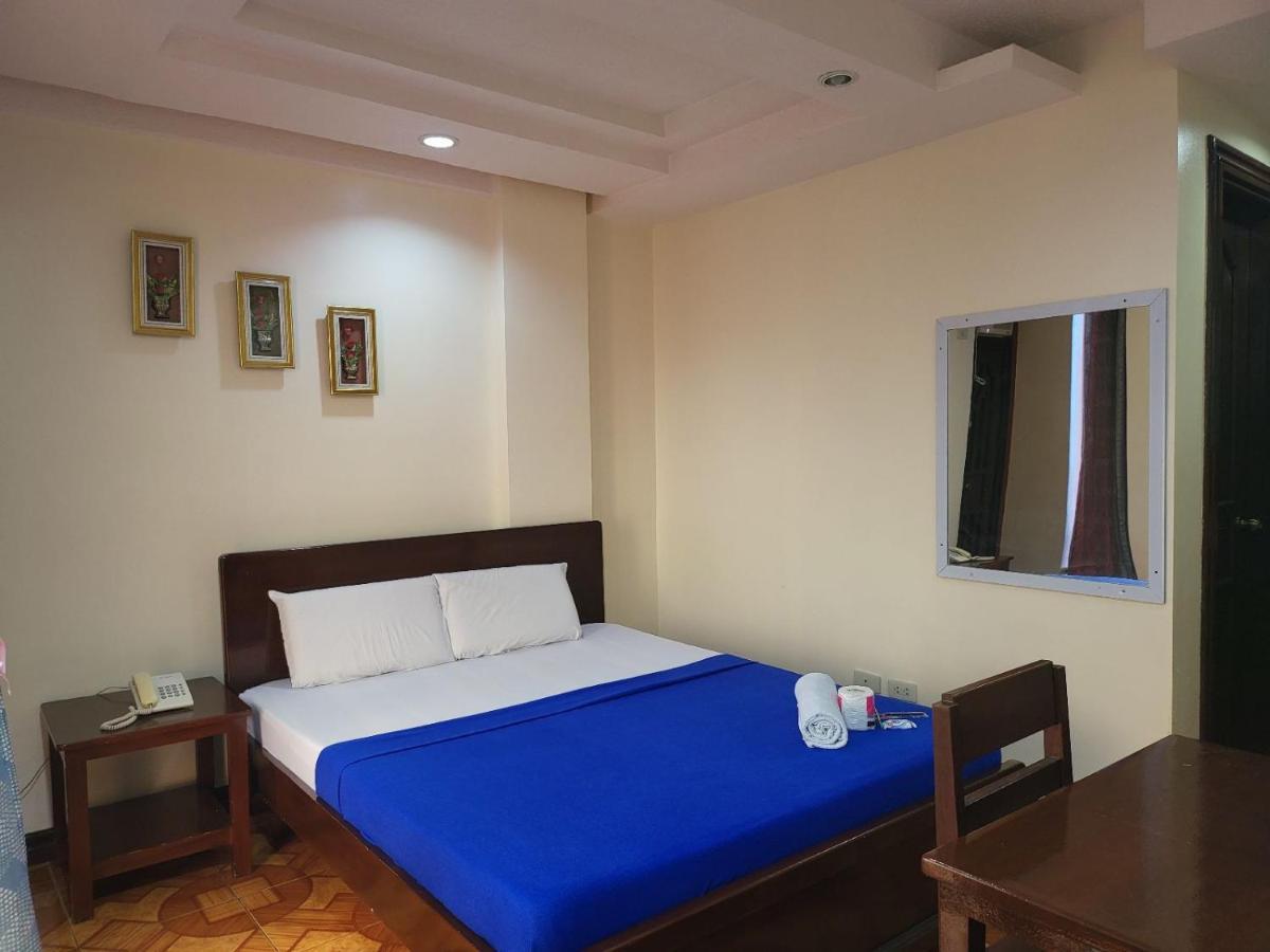Rooms R Us - Voyagers Palace Puerto Princesa Екстериор снимка