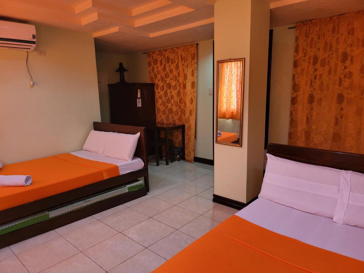 Rooms R Us - Voyagers Palace Puerto Princesa Екстериор снимка