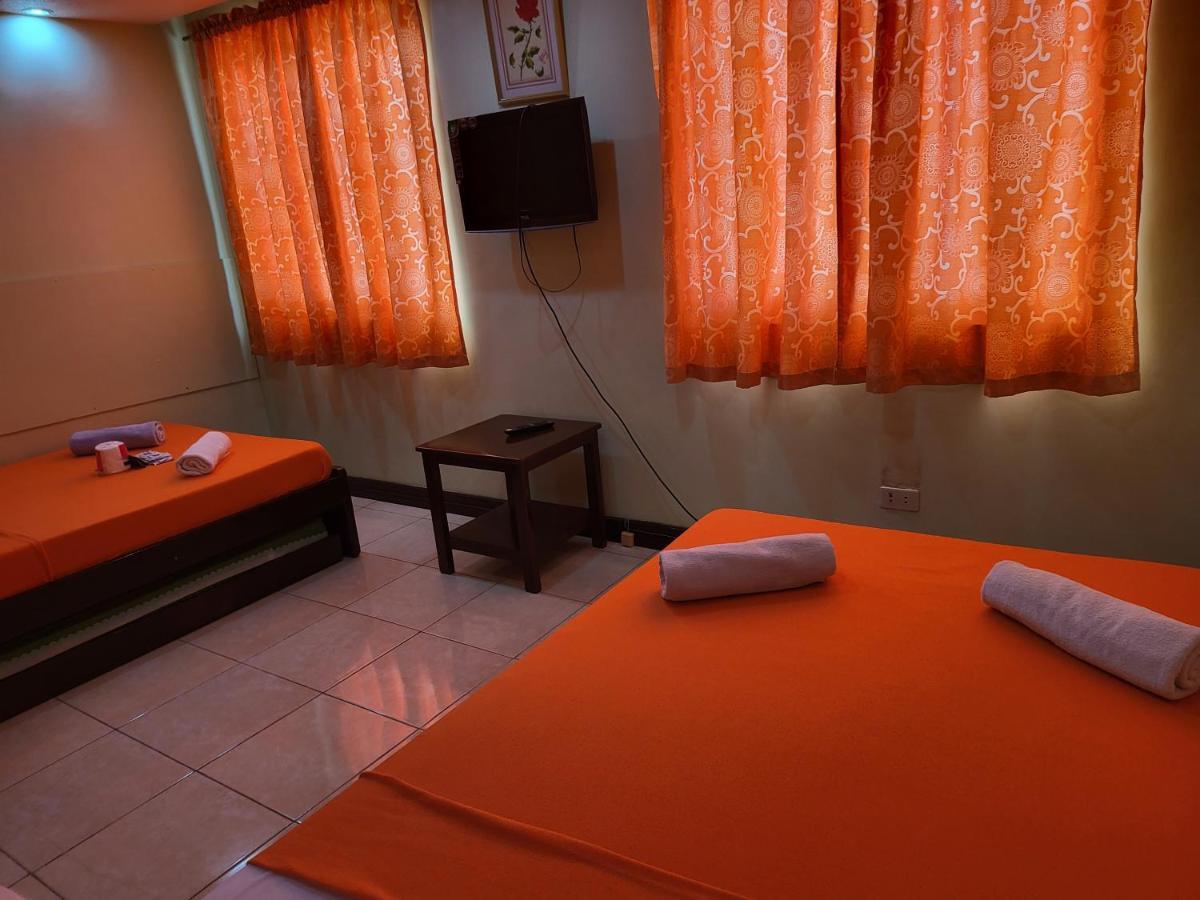 Rooms R Us - Voyagers Palace Puerto Princesa Екстериор снимка